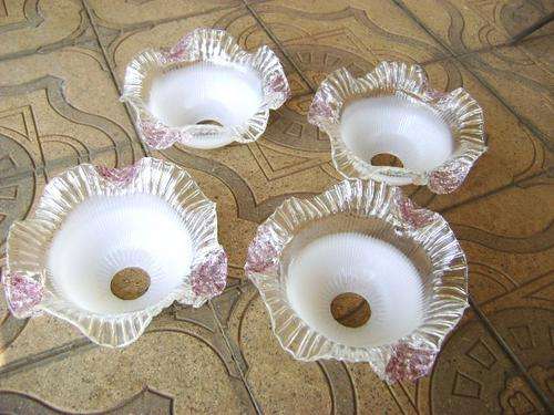 VENETIAN GLASS LAMP SHADE LOT OF 4