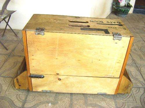 VINTAGE SHOE SHINE VENDOR BOX