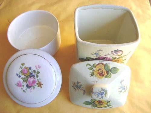 2 X PORCELAIN/CERAMIC FLORAL TRINKET HOLDERS