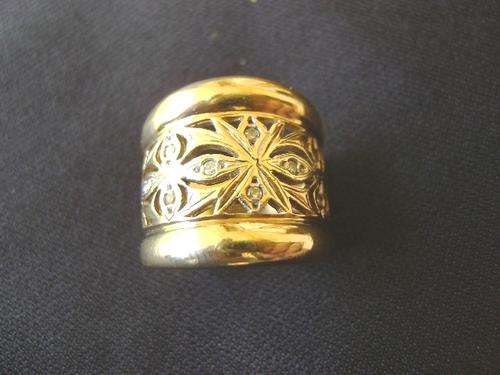 9 CT GOLD WIDE BAND ENGAGEMENT RING 8.7 g