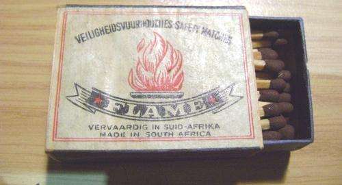 OLD FLAME SAFETY MATCHES/VEILIGHEIDSVUURHOUTJIES
