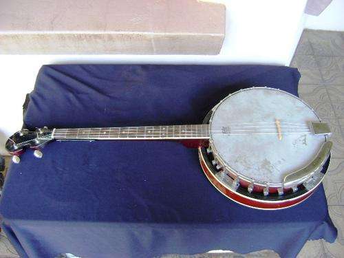 VINTAGE REMO ARIA TENOR 4 STRING BANJO
