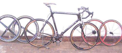 THE ULTIMATE PACKAGE!!! TREK CARBON OCLV BICYCLE WITH ACCESSORIES GALORE.