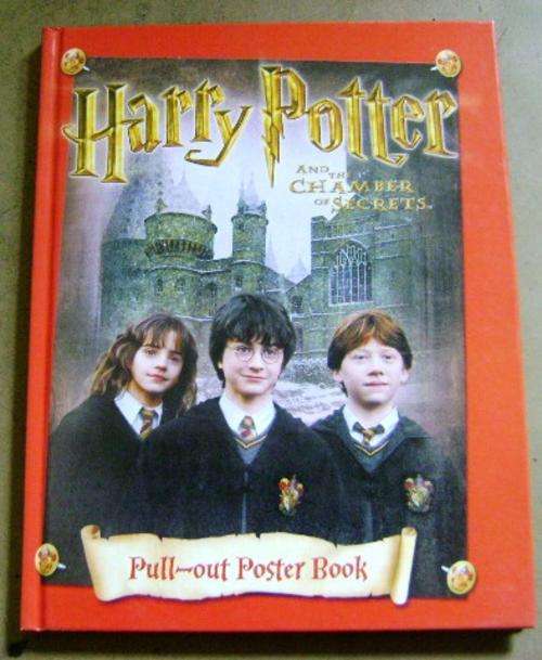 EXCELLENT 2002 HARRY POTTER AND THE CHAMBER OF SECRETS PULL-OUT POSTER BOOK 30 POSTERS