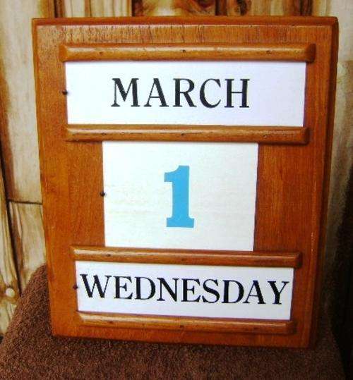 VINTAGE STANDARD BANK COUNTER MONTH AND DATE BOX