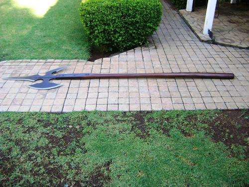 VINTAGE MEDIEVAL EXTRA LARGE BATTLE AXE REPRODUCTION