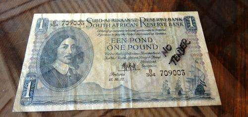 1957 SOUTH AFRICA 1 POUND NOTE