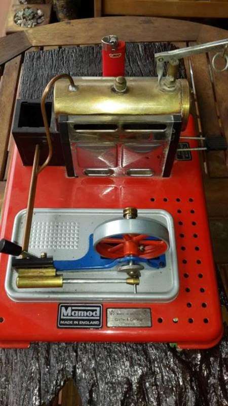 VINTAGE MAMOD STATIONARY STEAM ENGINE.