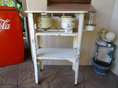 VINTAGE ENAMEL PARAFFIN STOVE.