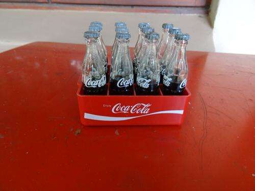 VINTAGE COCA COLA CRATE OF 12 MINIATURES