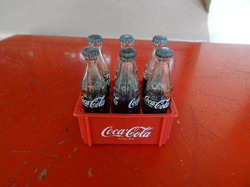 VINTAGE COCA COLA CRATE OF 6 MINIATURES