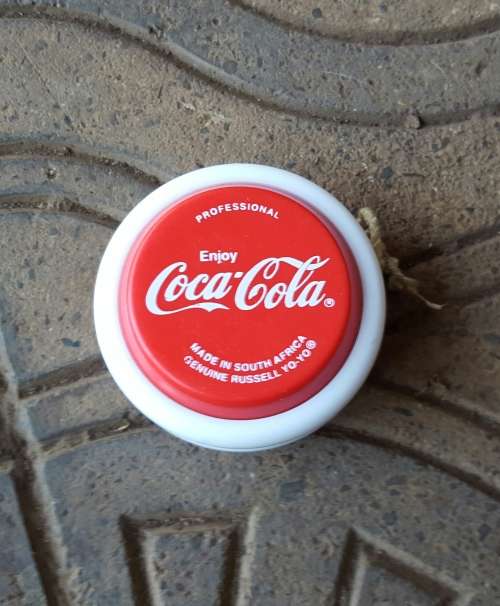 VINTAGE COCA-COLA PROFESSIONAL YOYO