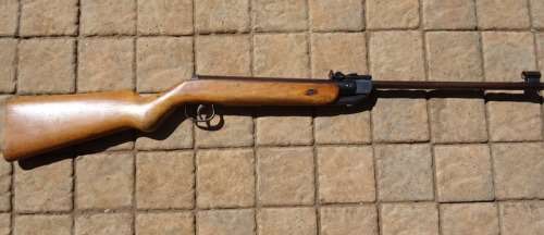 GECADO 25 .177 AIR RIFLE IN VERY GOOD CONDITION