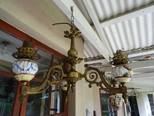 VINTAGE ITALIAN CAPO STYLE BRASS 3 ARM CHANDELIER