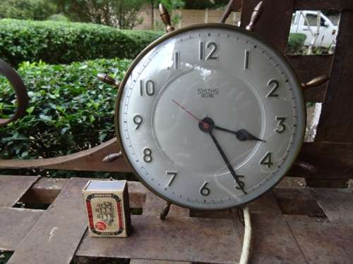 VINTAGE SMITHS ENGLAND SHIPS WHEEL CLOCK