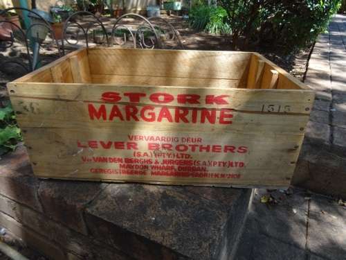 LARGE STORK MARGARINE 100 X 1/2 LB CRATE