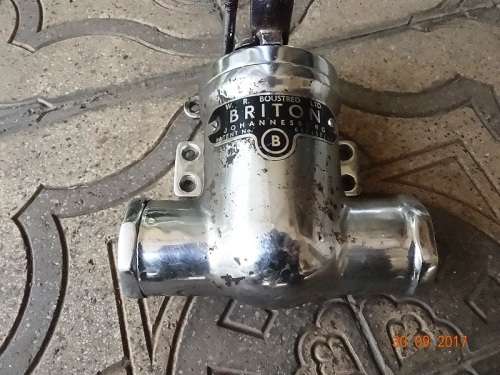 1965 BRITONS DOOR CLOSER COMPLETE