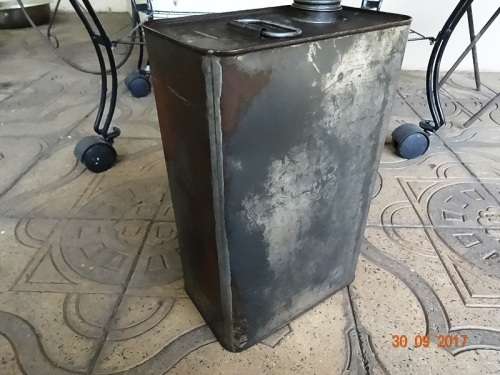 OLD FLURIT OIL TIN BY MOBIL OIL COMPANY HALF FULL
