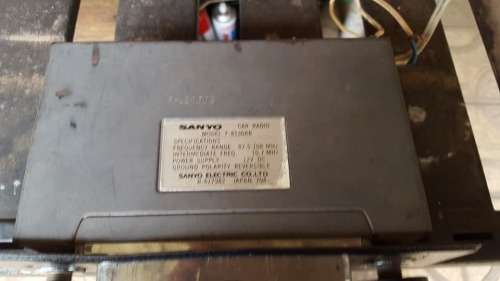 VINTAGE SANYO RALLY  RADIO