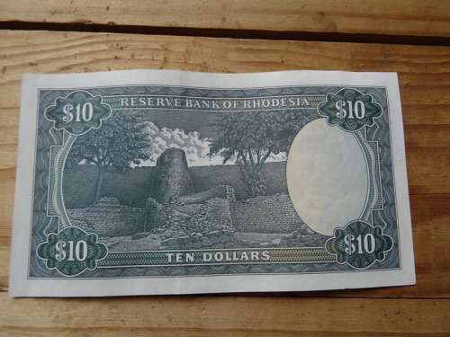 RESERVE BANK OF RHODESIA 10 DOLLAR NOTE