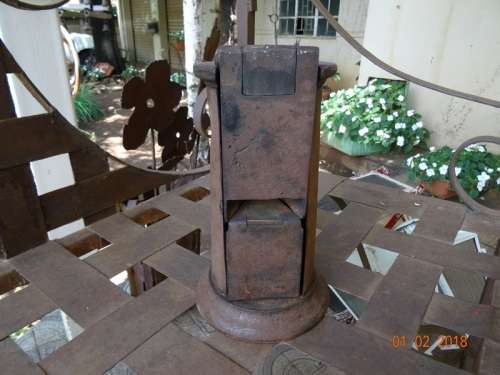 OLD RAILWAY SAR TICKET MARKING MACHINE