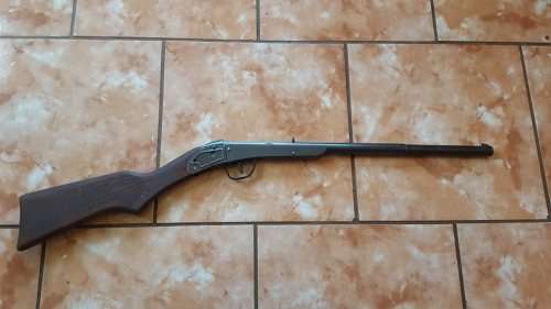RARE DAISY 100 MODEL 38 SINGLE SHOT RIFLE