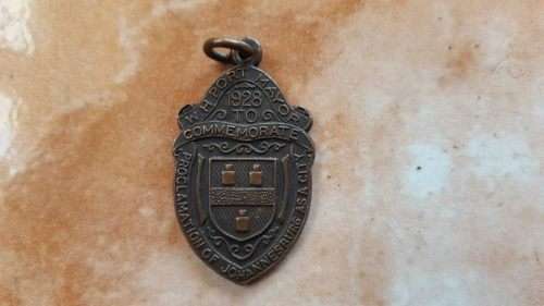 1928 MEDALLION OF THE PROCLAMATION OF JOHANNESBURG AS A CITY