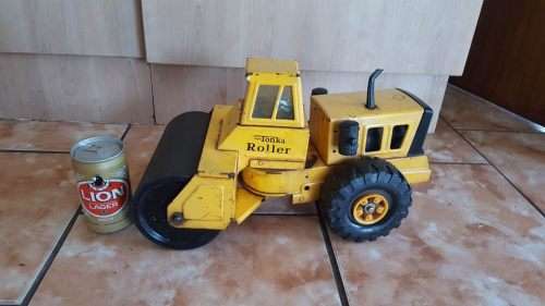 LARGE VINTAGE TONKA ROLLER TIN