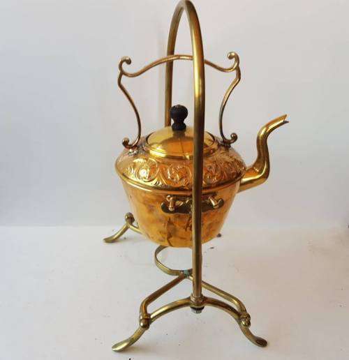 VICTORIAN TYPE TIPPING BRASS KETTLE