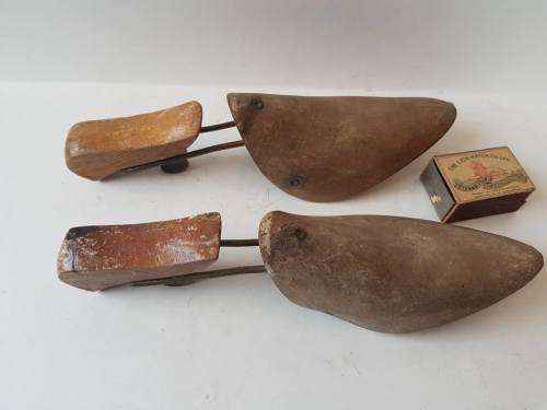 VICTORIAN SHOE STRETCHERS