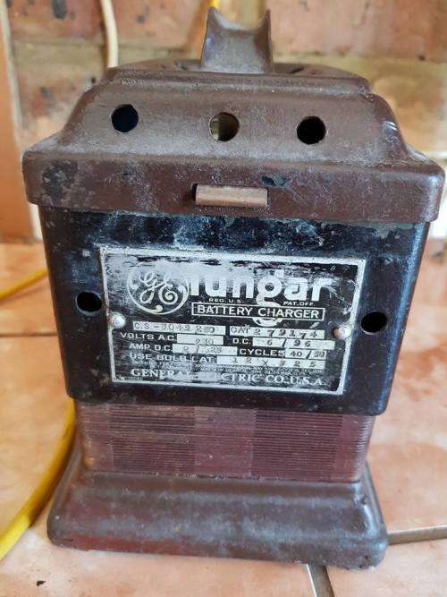 1925-1930 GE TUNGAR BATTERY CHARGER
