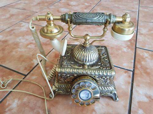 VINTAGE 1978 VICTORIAN ART DECO TELEPHONE