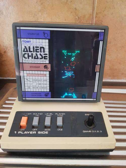 VINTAGE 1980'S TOMY JAPAN ALIEN CHASE TABLE TOP GAME