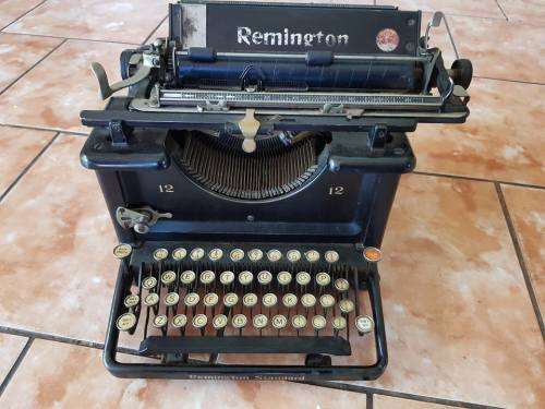 1920'S REMINGTON STANDARD NO 12 TYPEWRITER