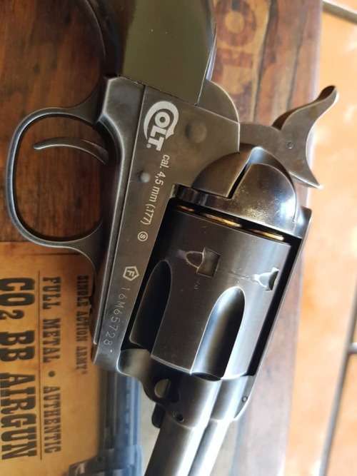 VINTAGE SAA COLT 45 BB GAS REVOLVER