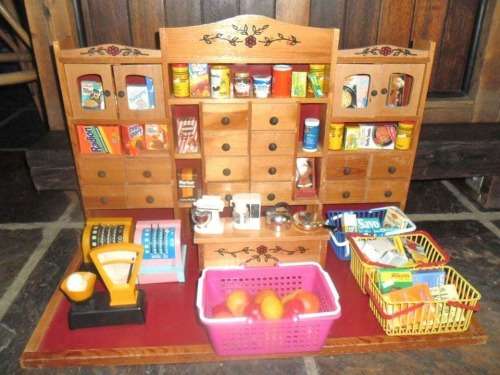 1960`S FULLY STOCKED MINI SAMPLE STORE