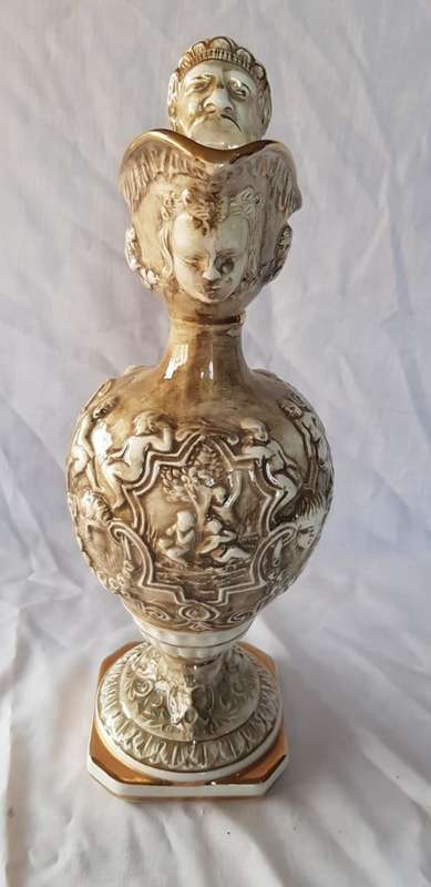 CAPODIMONTE PITCHER 130 X 380 MM