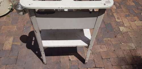 VINTAGE ENAMEL PARAFFIN STOVE.