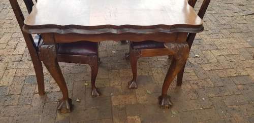 BEAUTIFUL OLD TABLE AND CHAIRS X 4