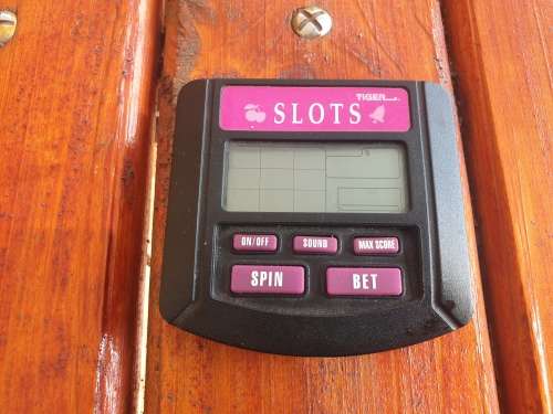 VINTAGE SLOTS GAME