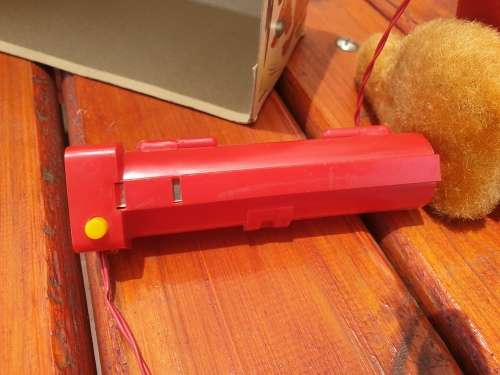 VINTAGE MARACAS TURN OVER PUP FROM TN JAPAN