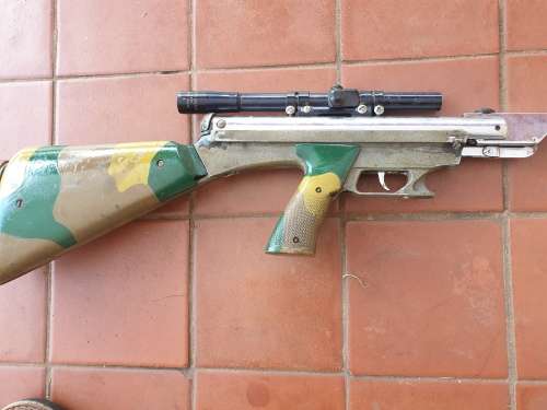 RARE GAMO-68 AIR RIFLE .177