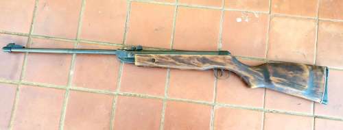 VINTAGE SHANGHAI DEL 62 AIR RIFLE