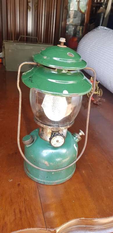 1975 COLEMAN 201 LANTERN NEW GLASS