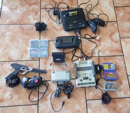 VINTAGE GAMES LOT