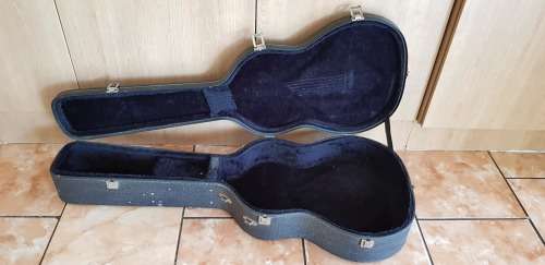 VINTAGE GUITAR CASE NO HANDLE