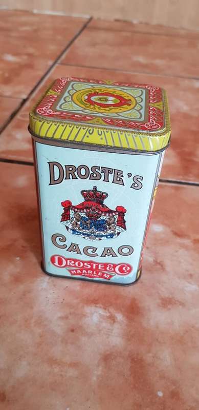 VINTAGE  HOLLAND CACAO TIN
