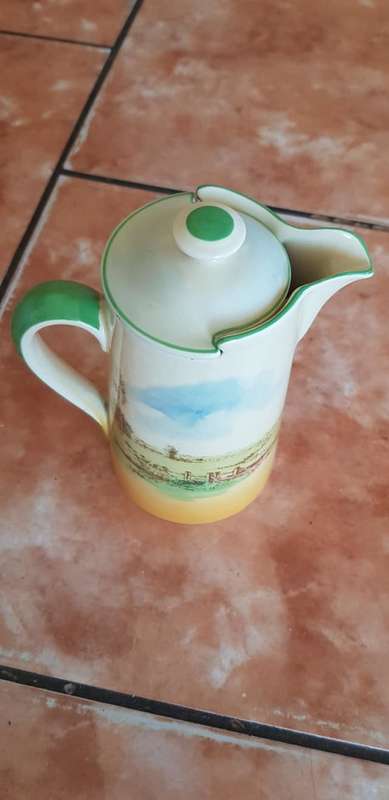 ROYAL DOULTON ROCHESTER CASTLE HOT WATER POT. AGE RELATED GRAZING.