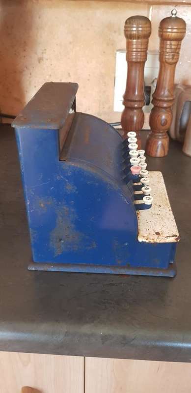 1950`S MERIT KIDDIES TINPLATE TILL. FULL WORKING CONDITION. 170 X 180 X 190 MM