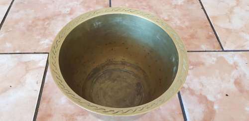 ANTIQUE HEAVY CHINESE HAND CHASED BOWL VASE 265 X 170 MM HIGH